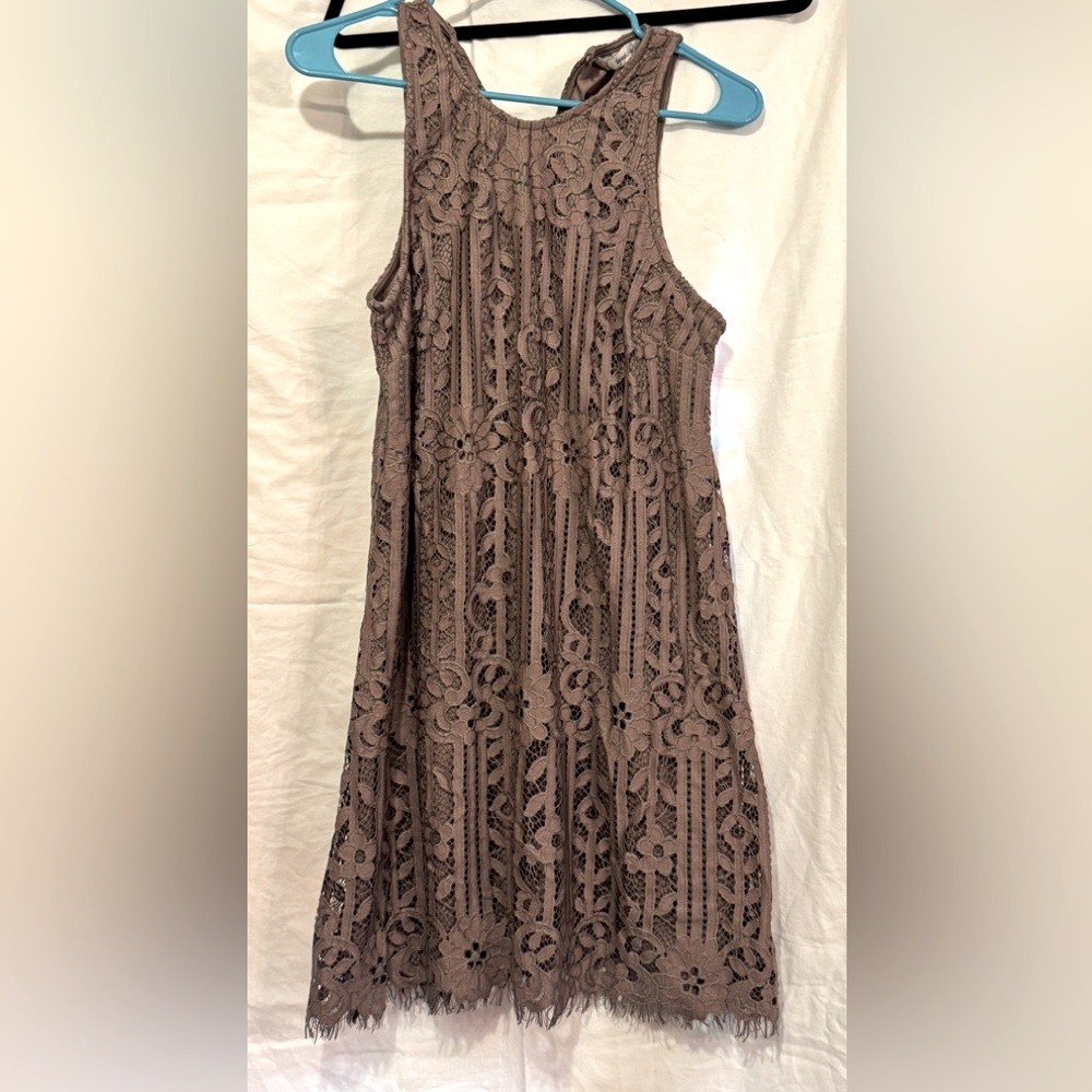 Elegant Lace Sleeveless Dress - purple size M